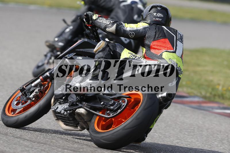 Archiv-2025/07 19.04.2025 Speer Racing ADR/Gruppe gelb/2